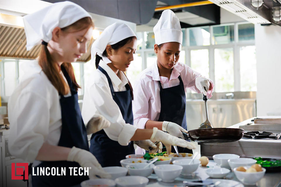 How To Become A Chef Through Culinary Trade School